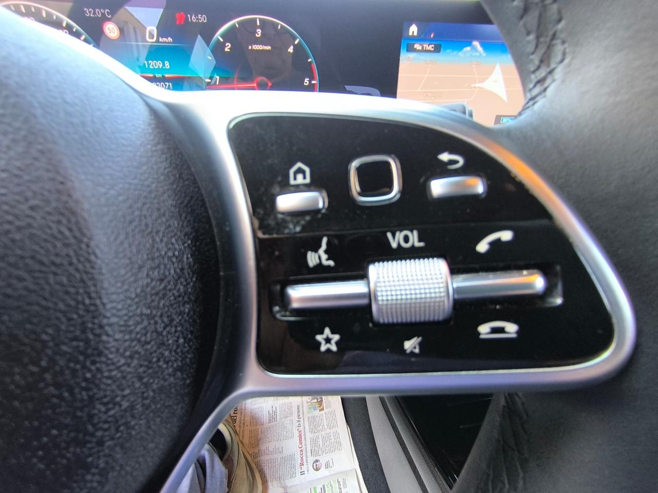 MERCEDES-BENZ A 180d AUTOMATIC SPORT PLUS LED AMBIENT