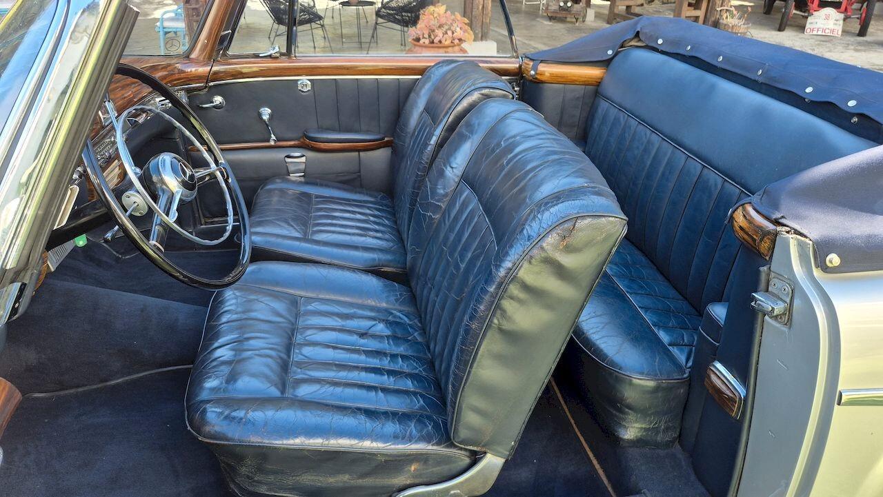 Mercedes-Benz 220 S Ponton Cabriolet W180 – 1957