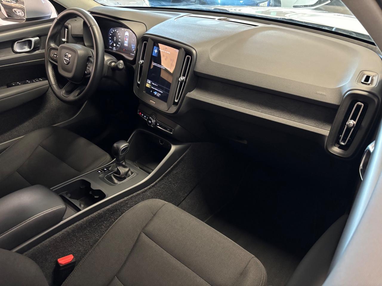 Volvo XC40 1.5 BENZ T2 GREY|PARI AL NUOVO|