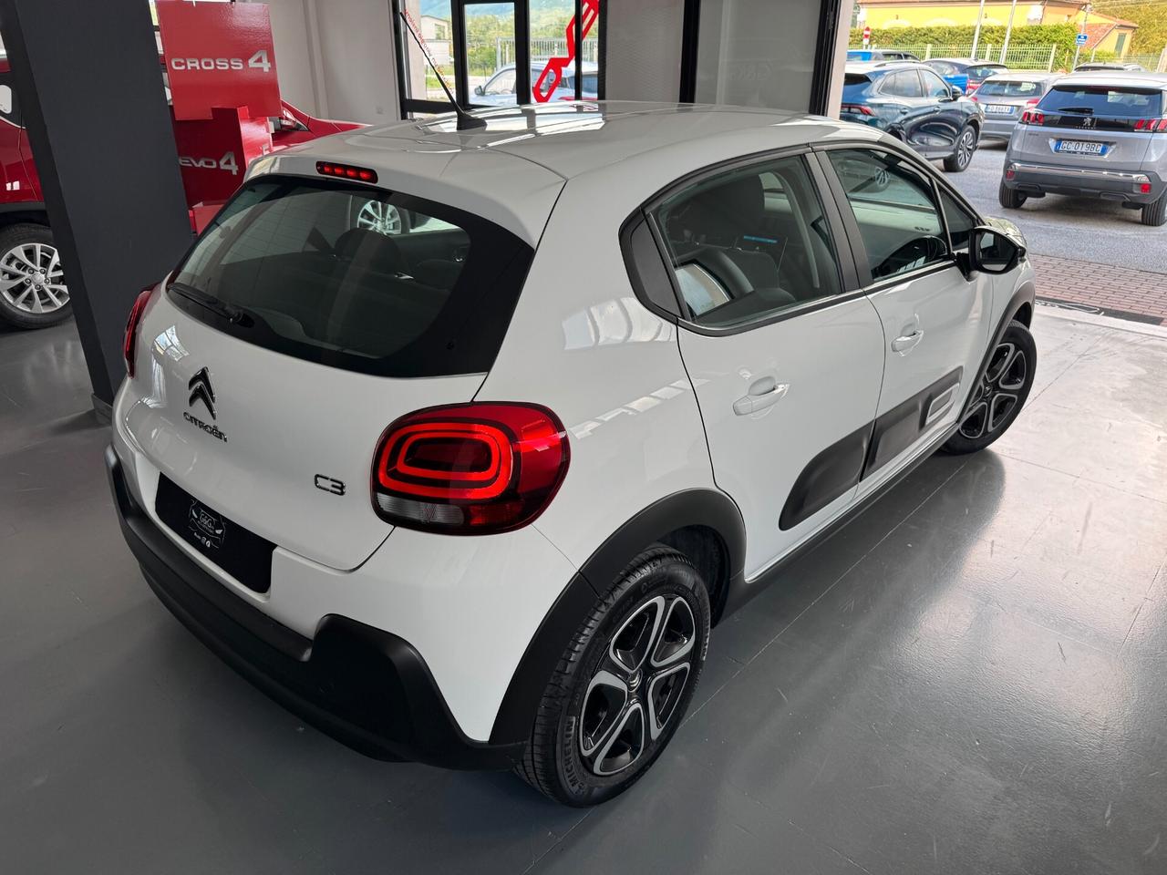 Citroen C3 PureTech 83 S&S Shine Pack - 2021
