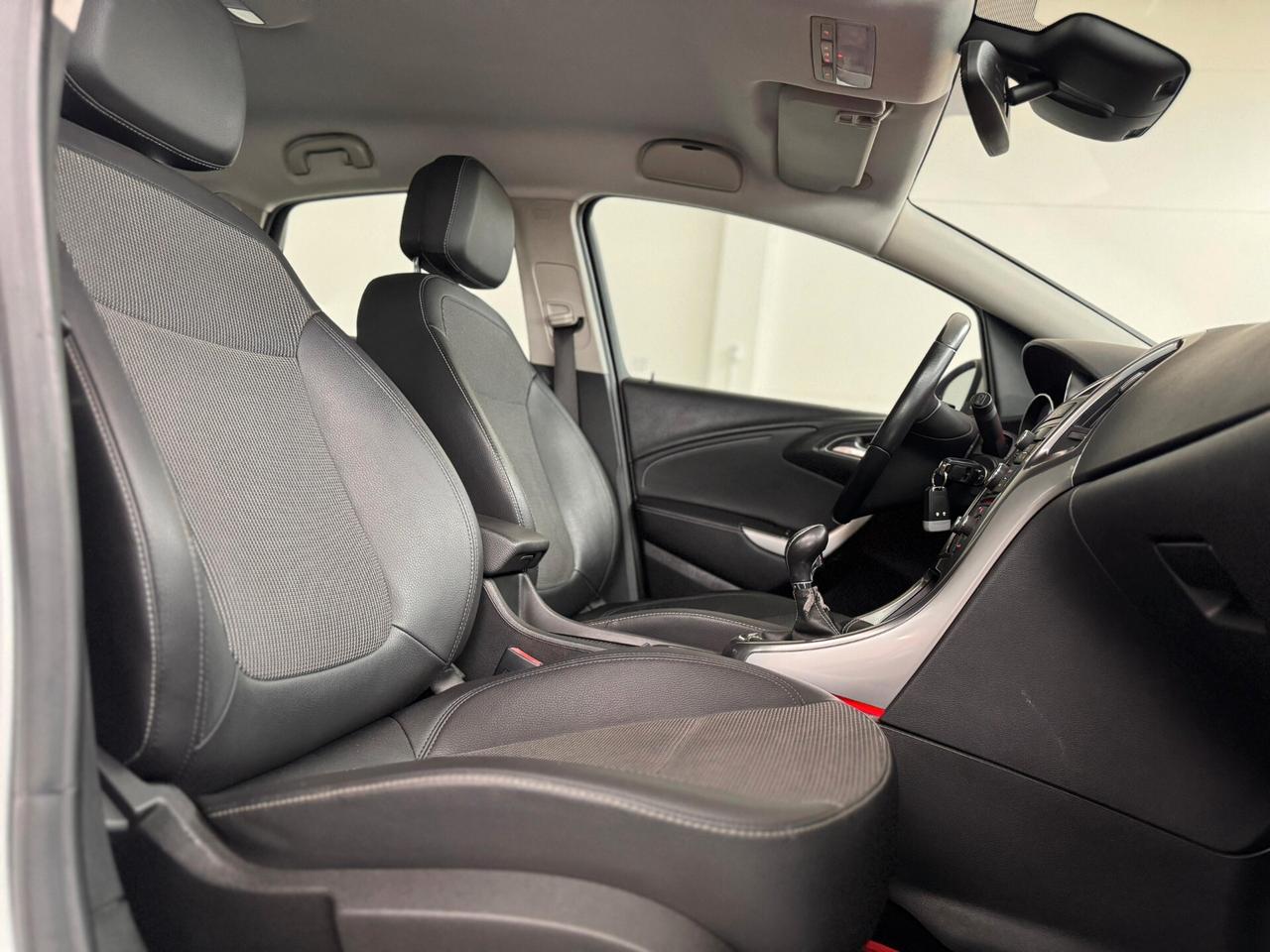 Opel Astra 1.7 CDTI 110CV 5 porte Cosmo