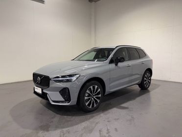VOLVO XC60 B4 PLUS DARK AUTO