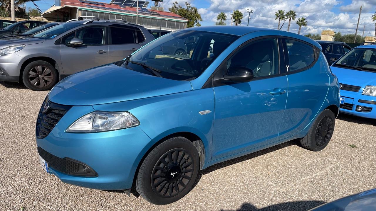 Lancia Ypsilon 1.2 69 CV 5 porte GPL