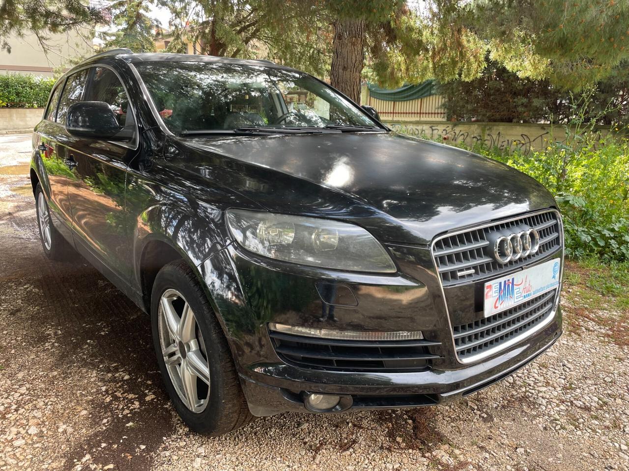 Audi Q7 3.0 V6 TDI 233CV quattro tiptronic