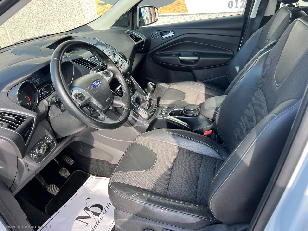 FORD Kuga 2.0 TDCI 140 CV 4WD Titanium CERCHI 19 CAMERA