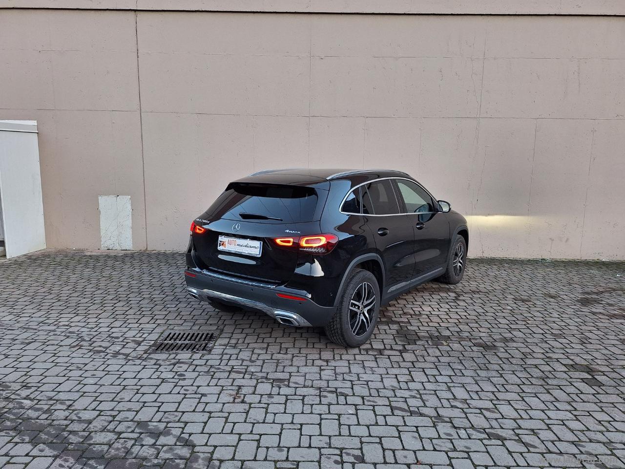 MERCEDES-BENZ GLA 200 d Automatic 4Matic UNICOPROP.