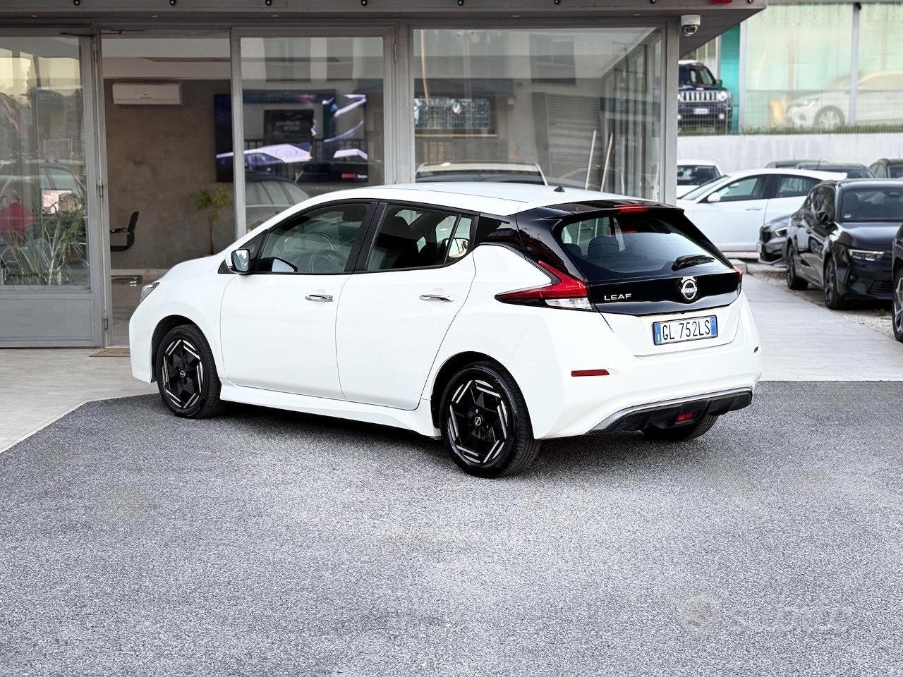 Nissan Leaf 40kWh 122CV E6 - 2022