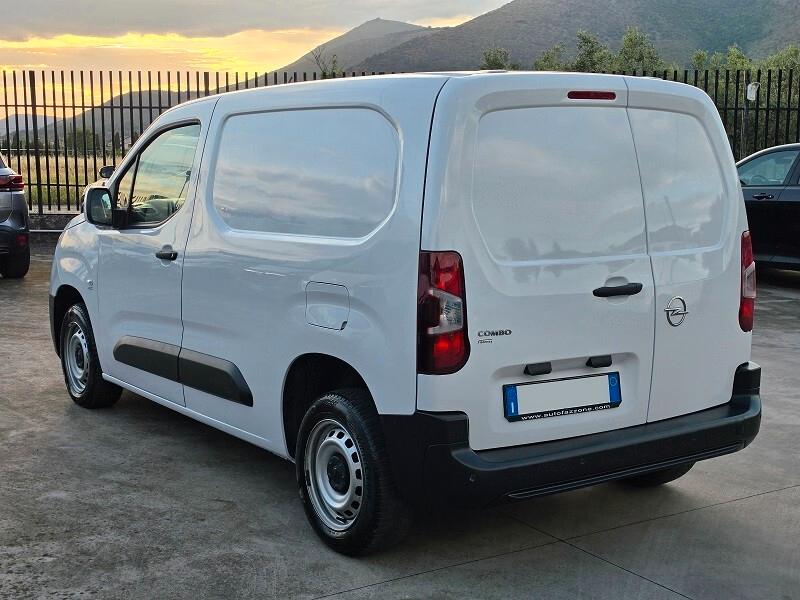OPEL Combo 1.5 D 100 S&S L1 Cargo EDT PARK 11.2023