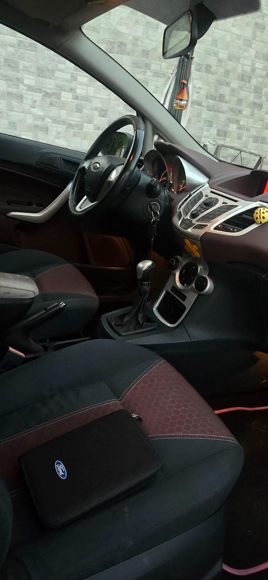 Ford Fiesta Fiesta+ 1.6 TDCi 95CV 5 porte