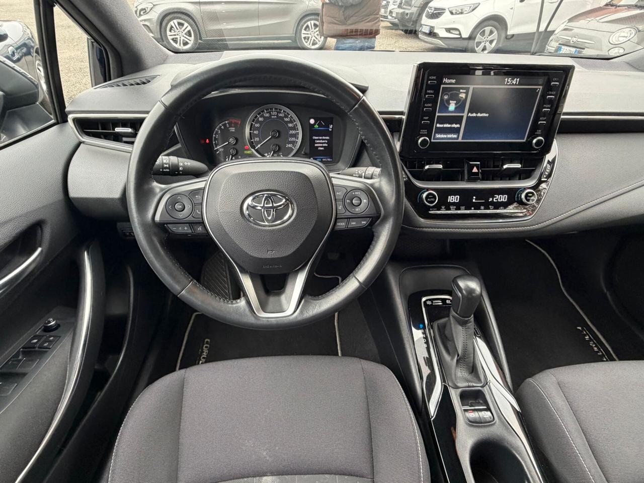 Toyota Corolla 1.8 Hybrid Style