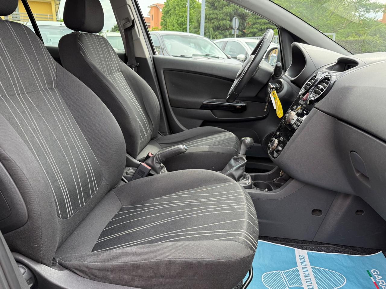 Opel Corsa 1.2 80CV 5 porte GPL-TECH Edition