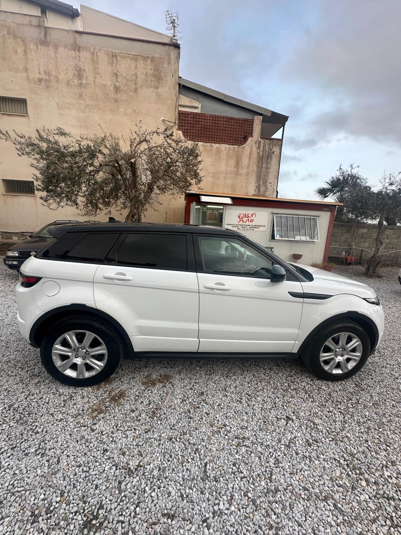 Land Rover Range Evoque 2.0 TD4 180 CV 5p. SE Dynamic