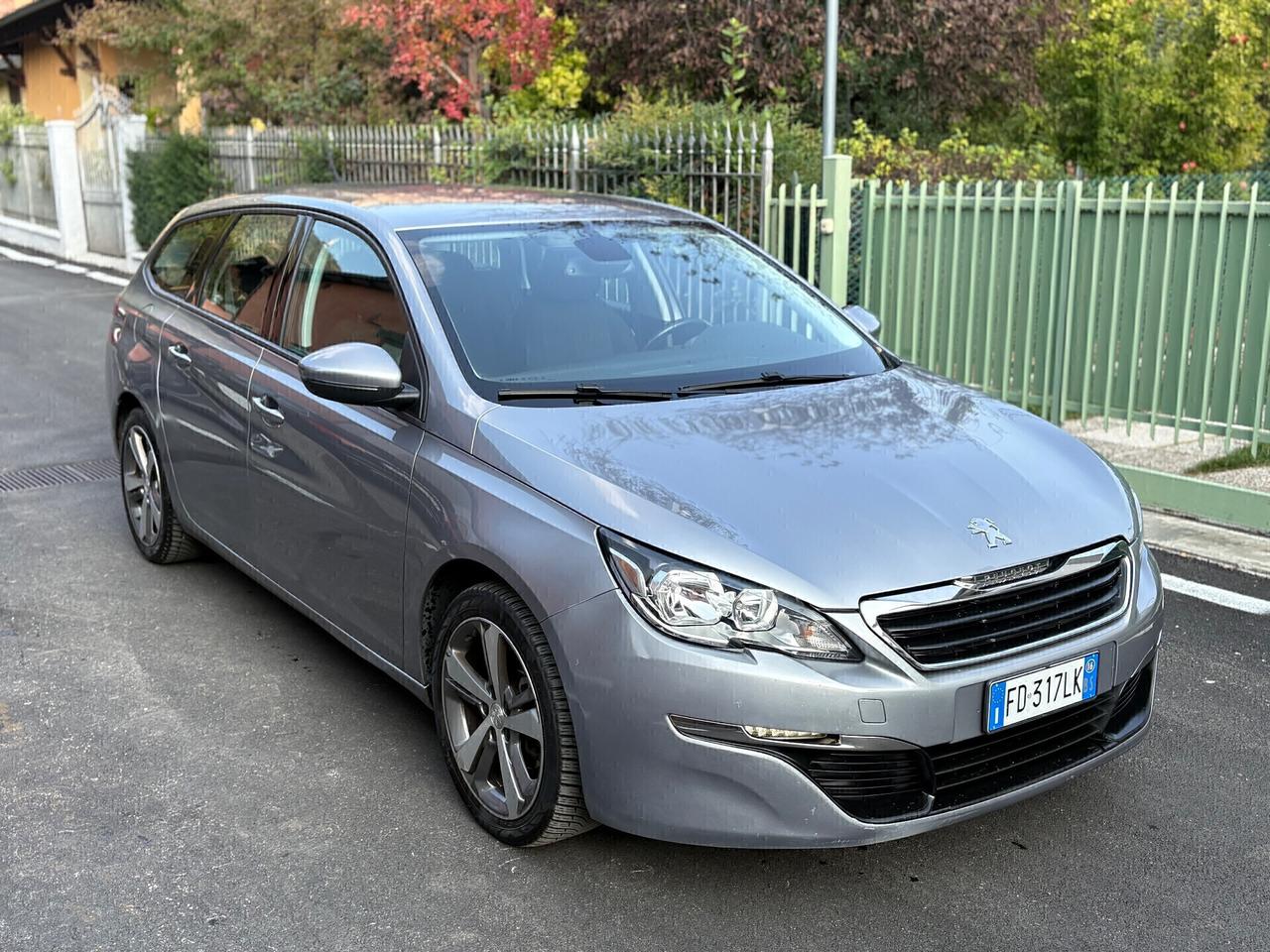 Peugeot 308 130 S&S SW GT Line EURO 6b
