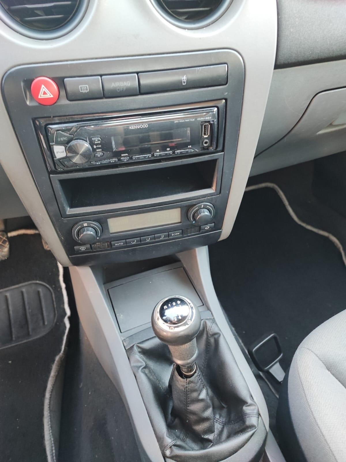 Seat Ibiza 1.4 16V 5p. Signo