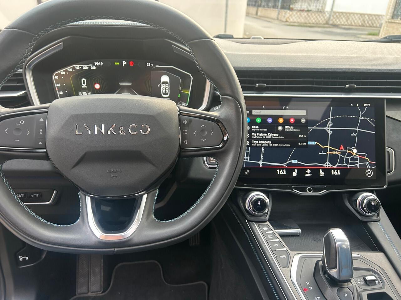 Lynk&co 01 PHEV