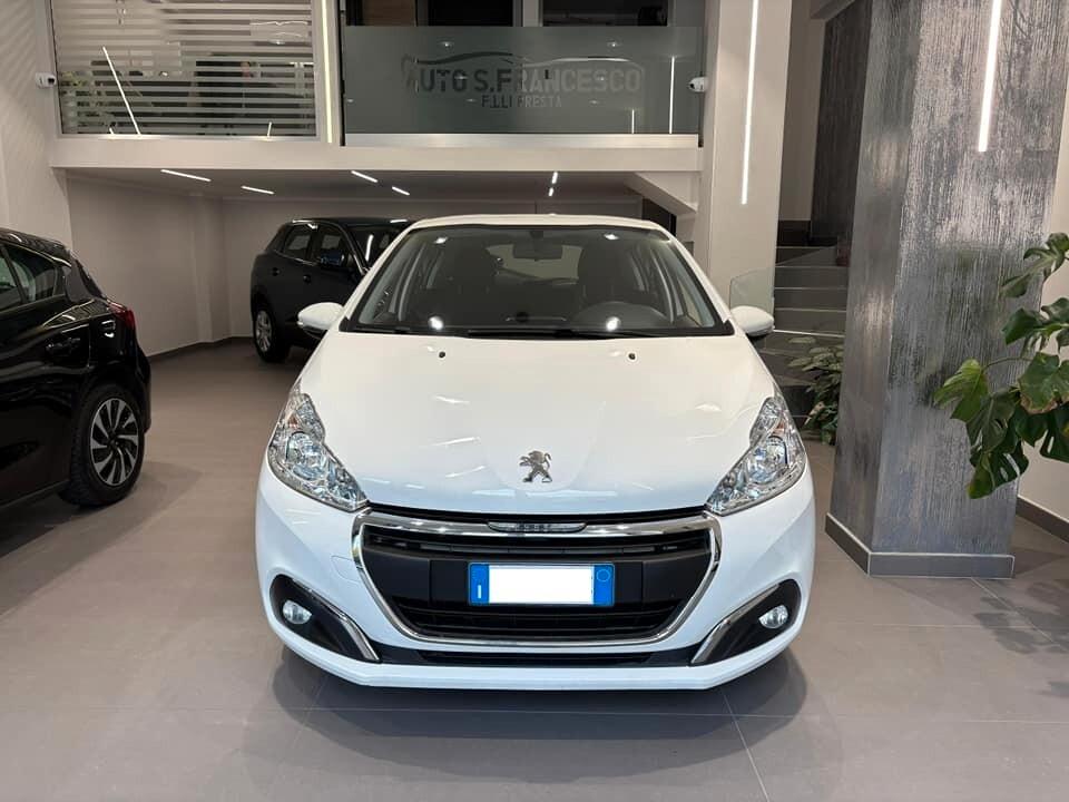 Peugeot 208 1.5 Business 100cv - 2020