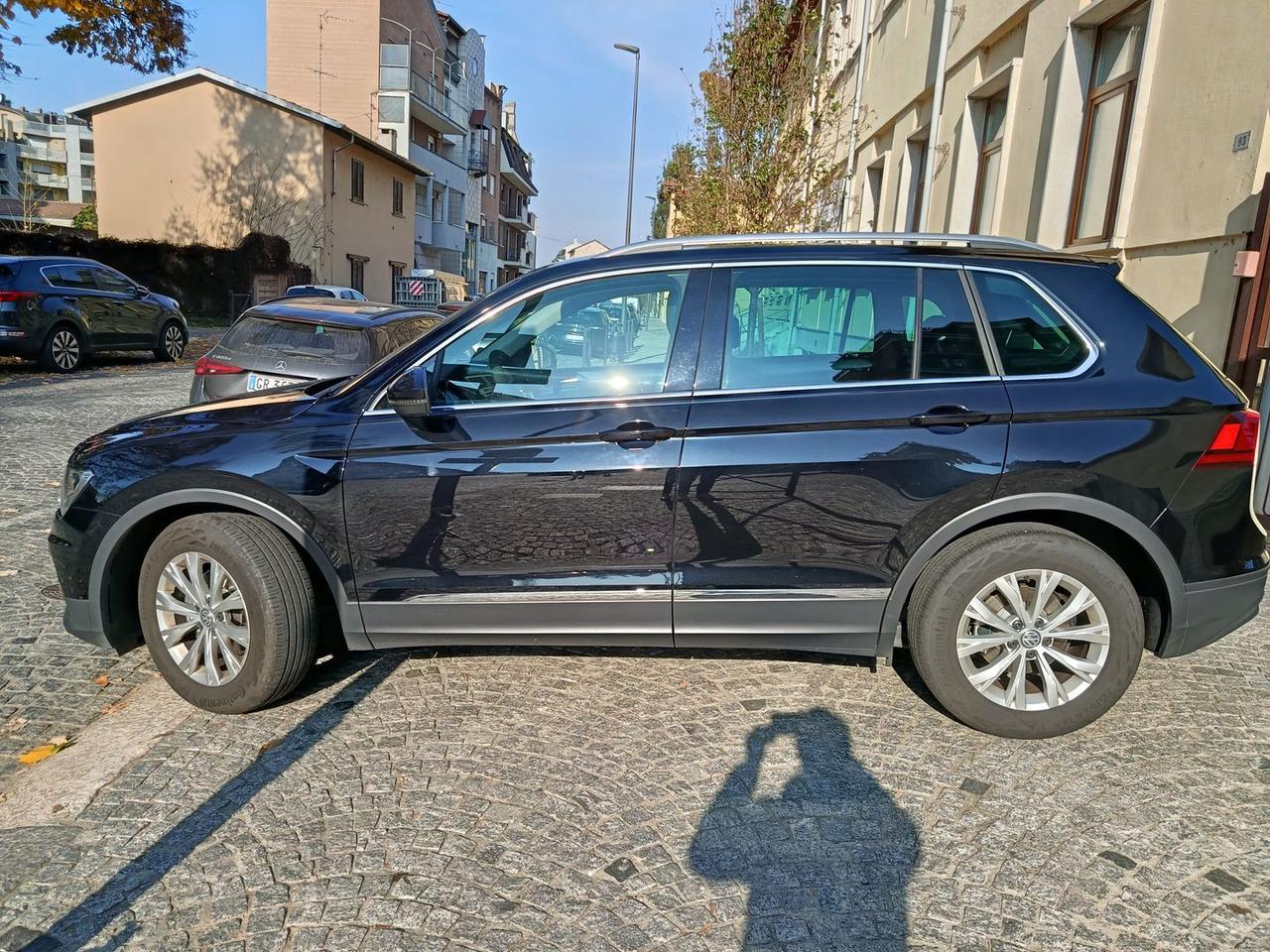 Volkswagen Tiguan Business 1.5 TSI #7809