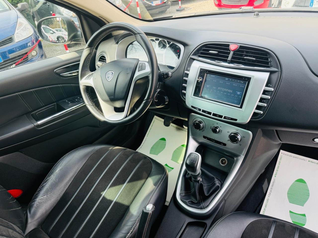 Lancia Delta 1.6 MJT DPF Gold