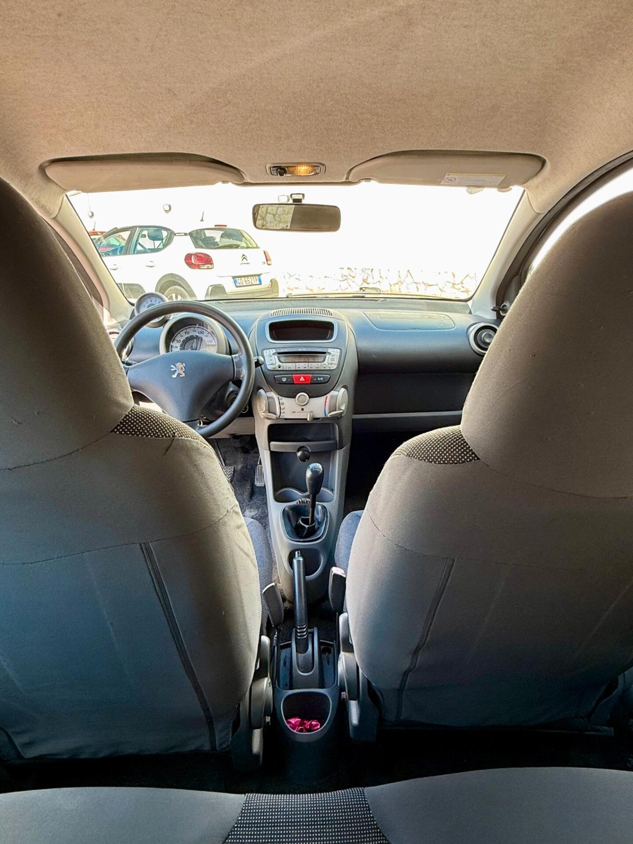 Peugeot 107 1.0 68CV 5p. Plaisir