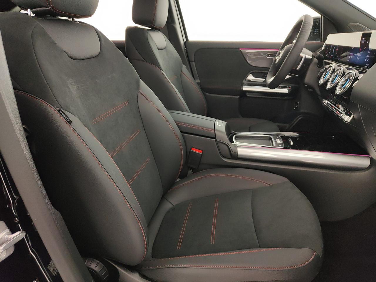 Mercedes-Benz GLA 200 d