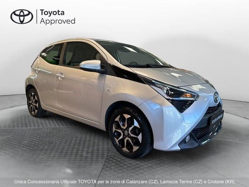 Toyota Aygo Aygo Connect 1.0 VVT-i 72 CV 5 porte x-play