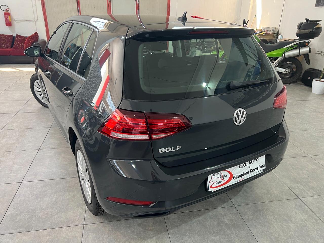 Volkswagen Golf 1.6 116 CV - EXECUTIVE - 2019