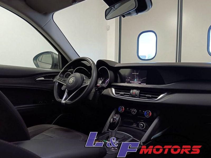 Alfa Romeo Stelvio Stelvio 2.2 Turbodiesel 160 CV AT8 RWD Business