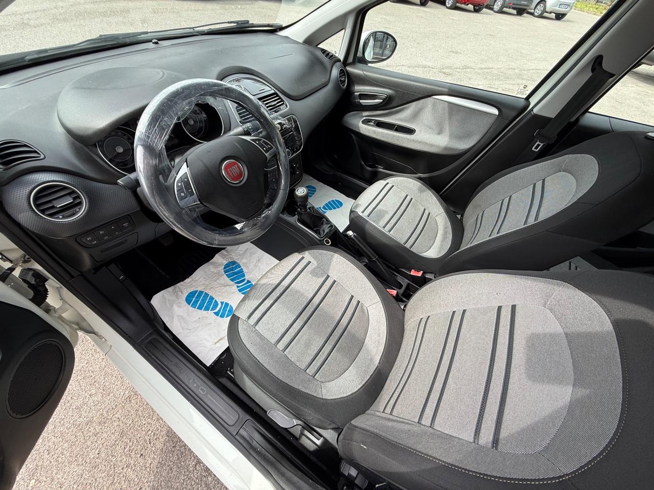 Fiat Punto Evo 1.4 5 porte - OK Neopatentati