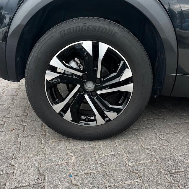 Peugeot 2008 BlueHDi 130 S&S EAT8 GT