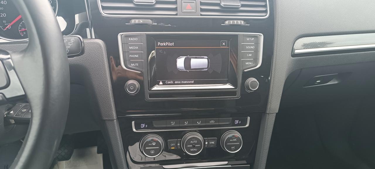 Volkswagen Golf 2.0 TDI 5p. Highline BlueMotion Technology