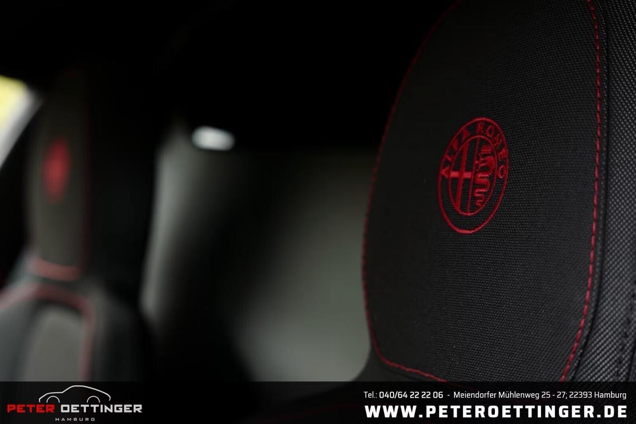 Alfa Romeo 4C 1750 TBi CARBON/FULL OPTIONAL