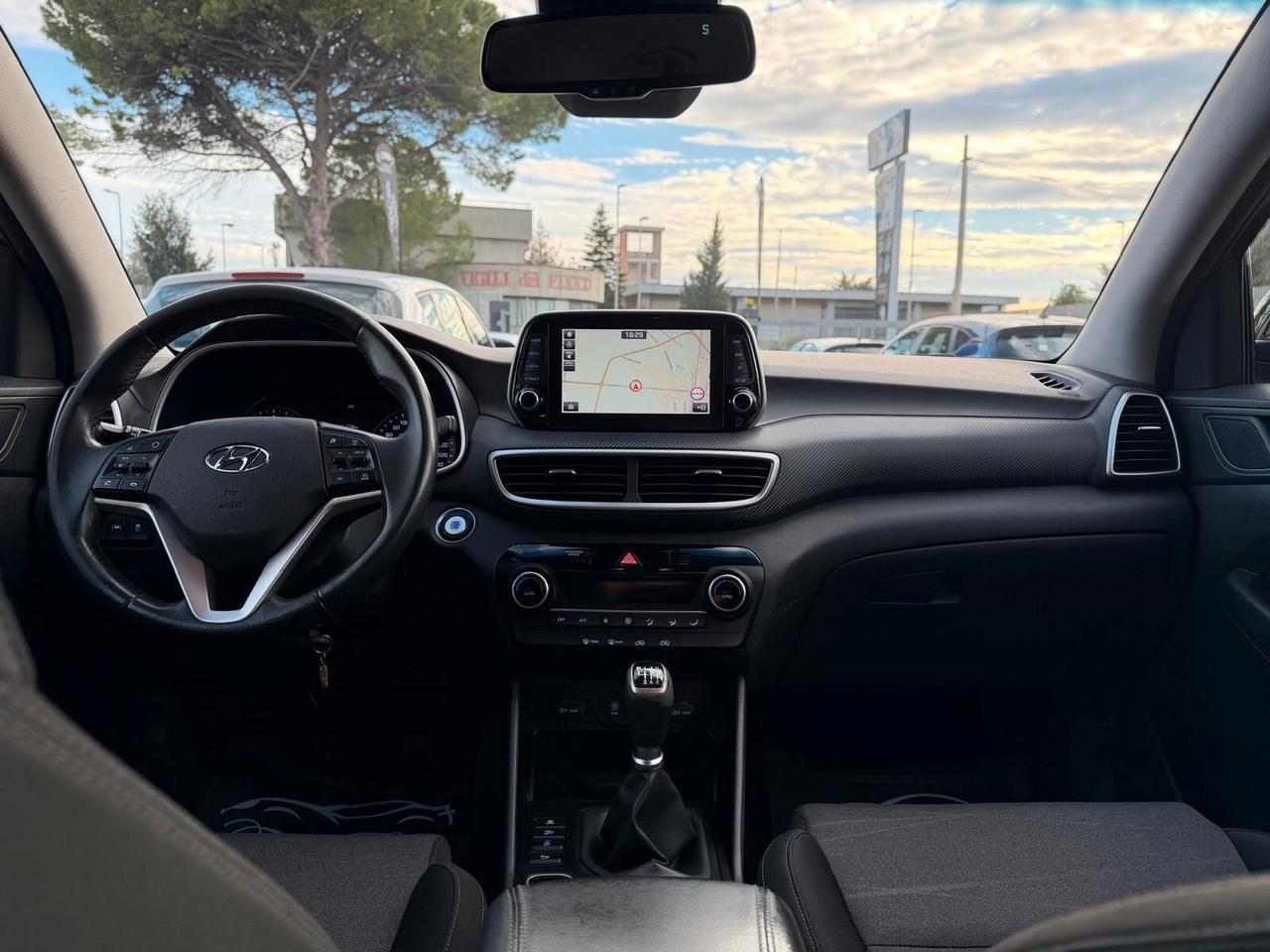 HYUNDAI TUCSON XTECH 1.6 116CV NAVI CAM AUTOCARRO ANNO 2021