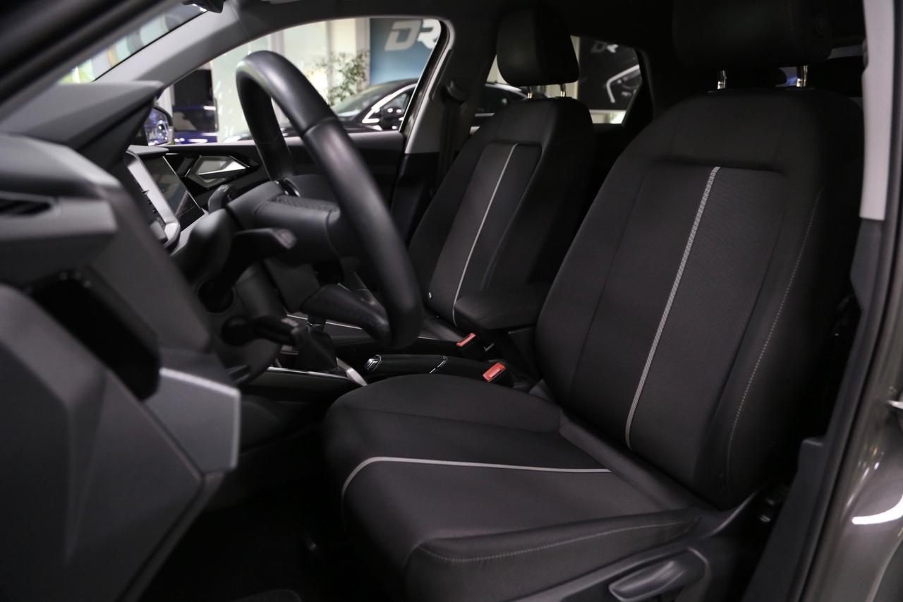 Audi A1 Sportback 25 TFSI S line