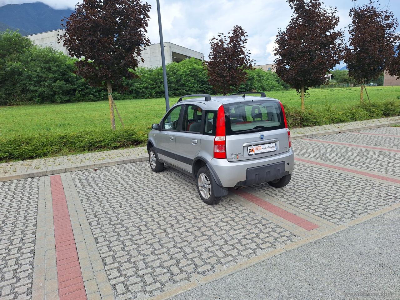 FIAT Panda 1.3 MJT 16V 4x4 Climbing