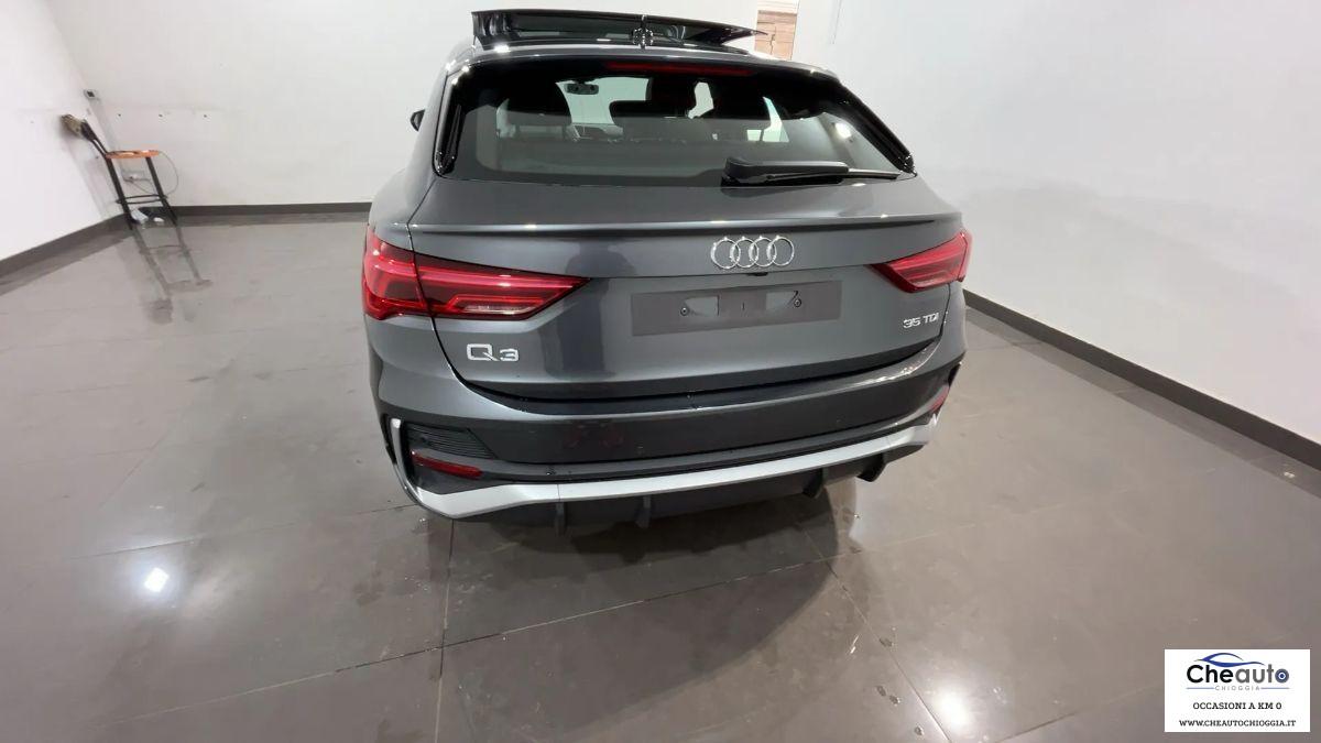 AUDI - Q3 Sportback- 35 TDI S tronic S line edition