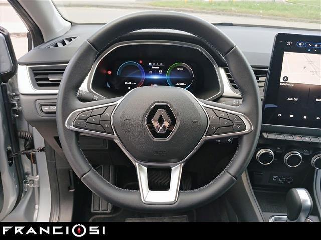 RENAULT Captur 1.6 E TECH Hybrid Techno Fast Track Auto