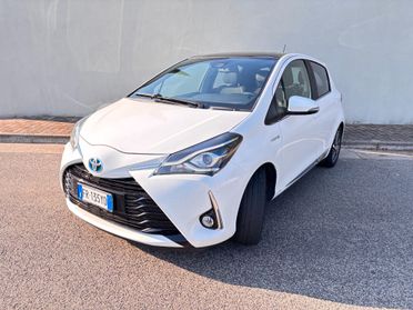 Toyota Yaris 1.5 Hybrid Blue Edition