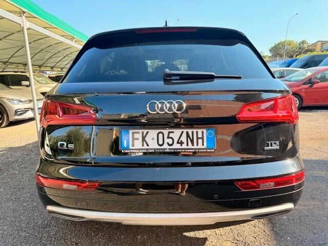 Audi Q5 2.0 TDI 190 CV quattro S tronic Business Sport