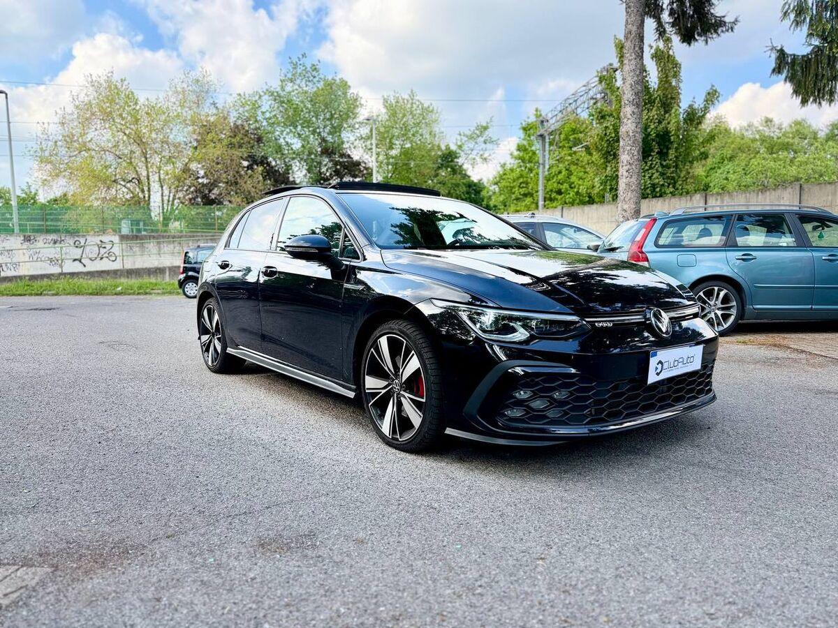 Volkswagen Golf 2.0 tdi GTD 200cv dsg