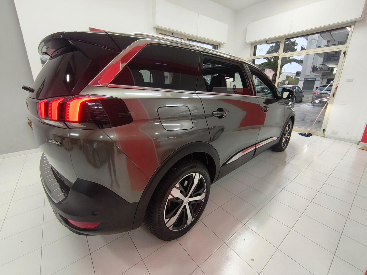 Peugeot 5008 BlueHDi 120 S&S EAT6 GT Line
