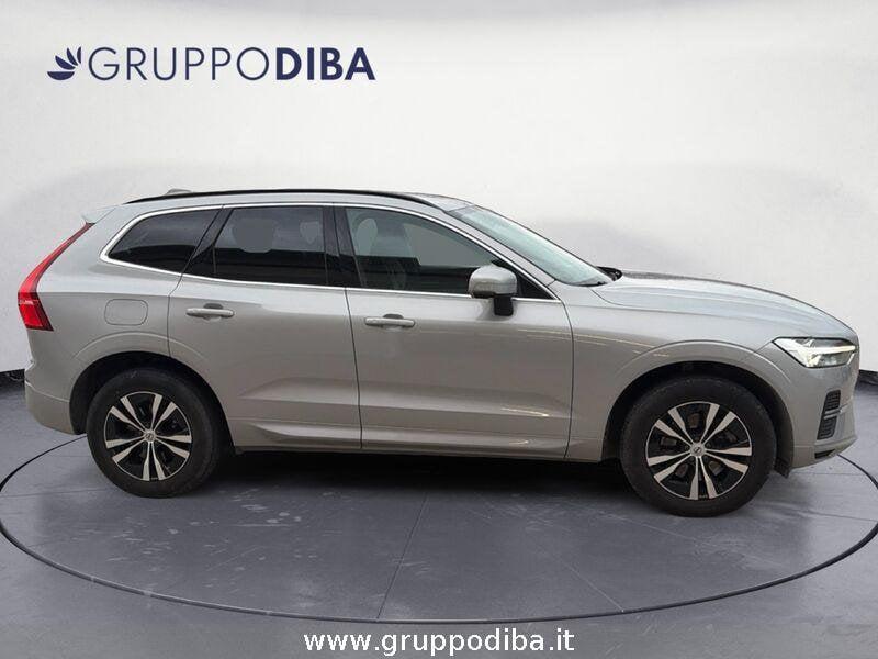 Volvo XC60 II 2022 2.0 b4 Momentum auto
