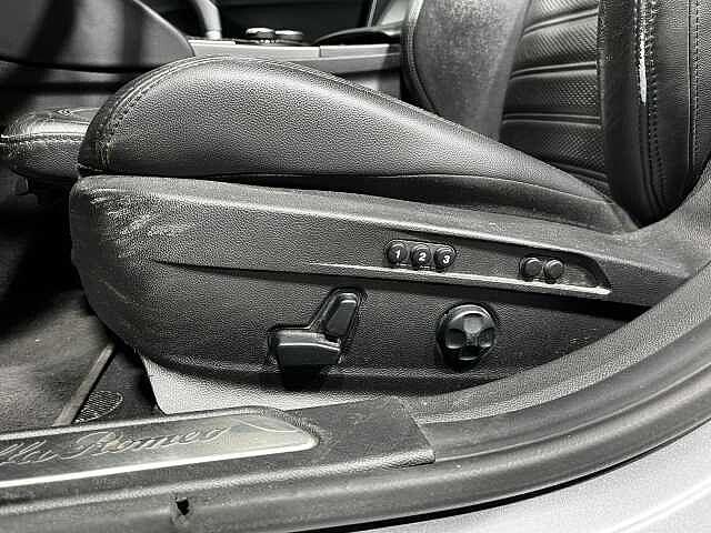 Alfa Romeo Giulia 2.2 Turbodiesel 210 CV AT8 AWD Q4 Veloce