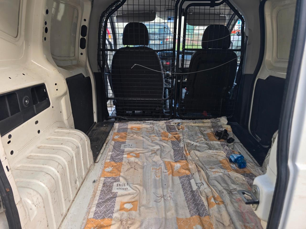 Bipper peugeot 1.3 multijet
