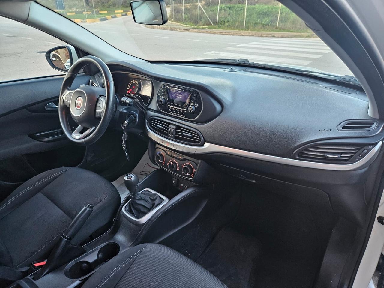 Fiat Tipo 1.3mtj s&s 5p. Business