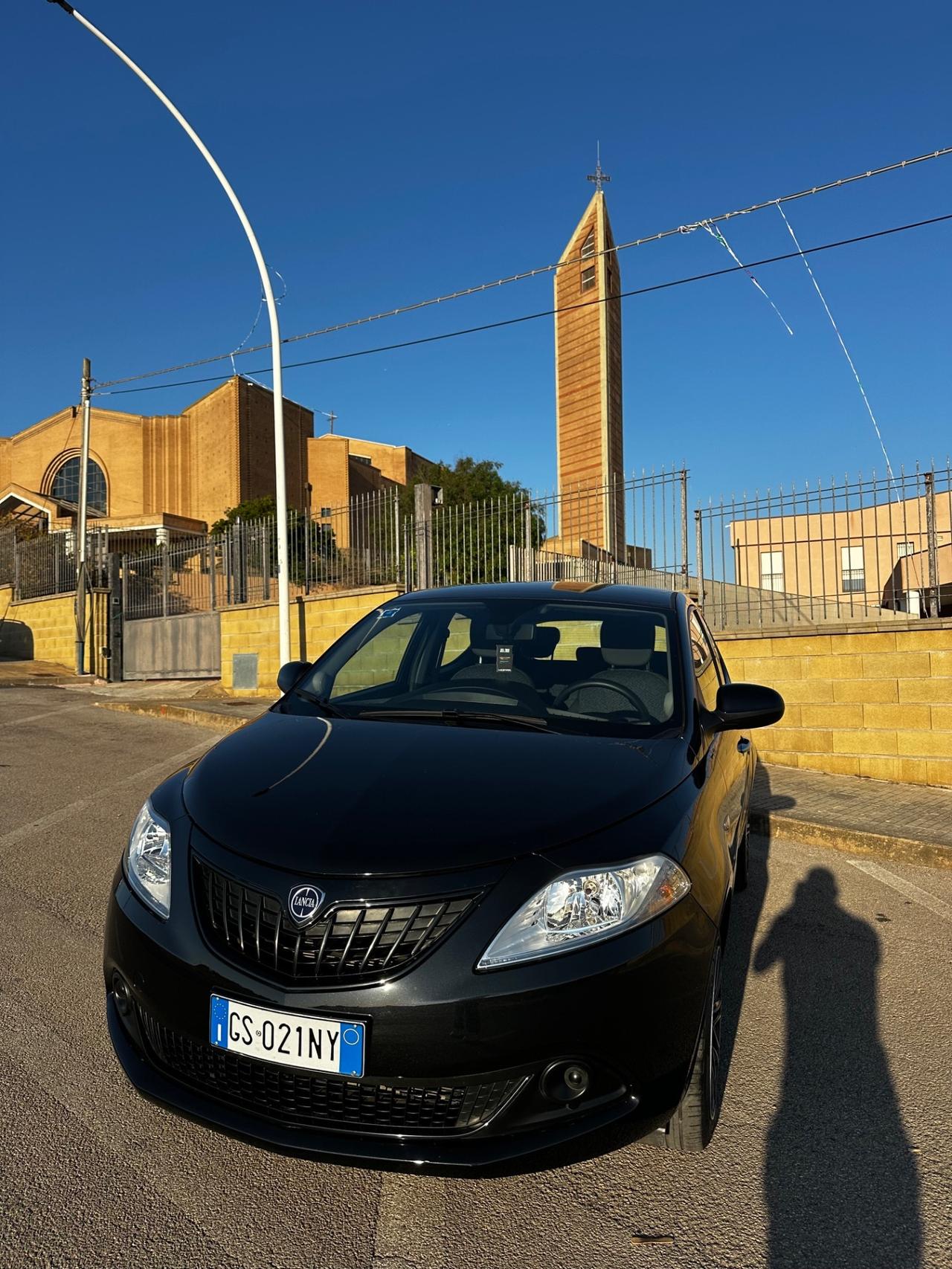 Lancia Ypsilon 1.0 FireFly 5 porte S&S Hybrid Oro