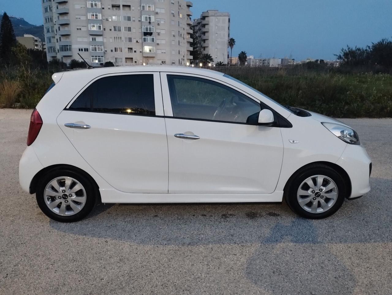 Kia Picanto 1.0 12V 5 porte Glam