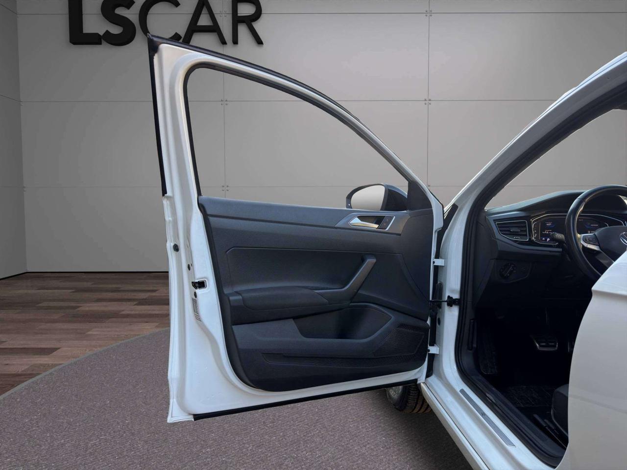 Volkswagen Taigo Taigo R-Line DSG - Garanzia Volkswagen - Unipro - Italiana - Promo finanziamento