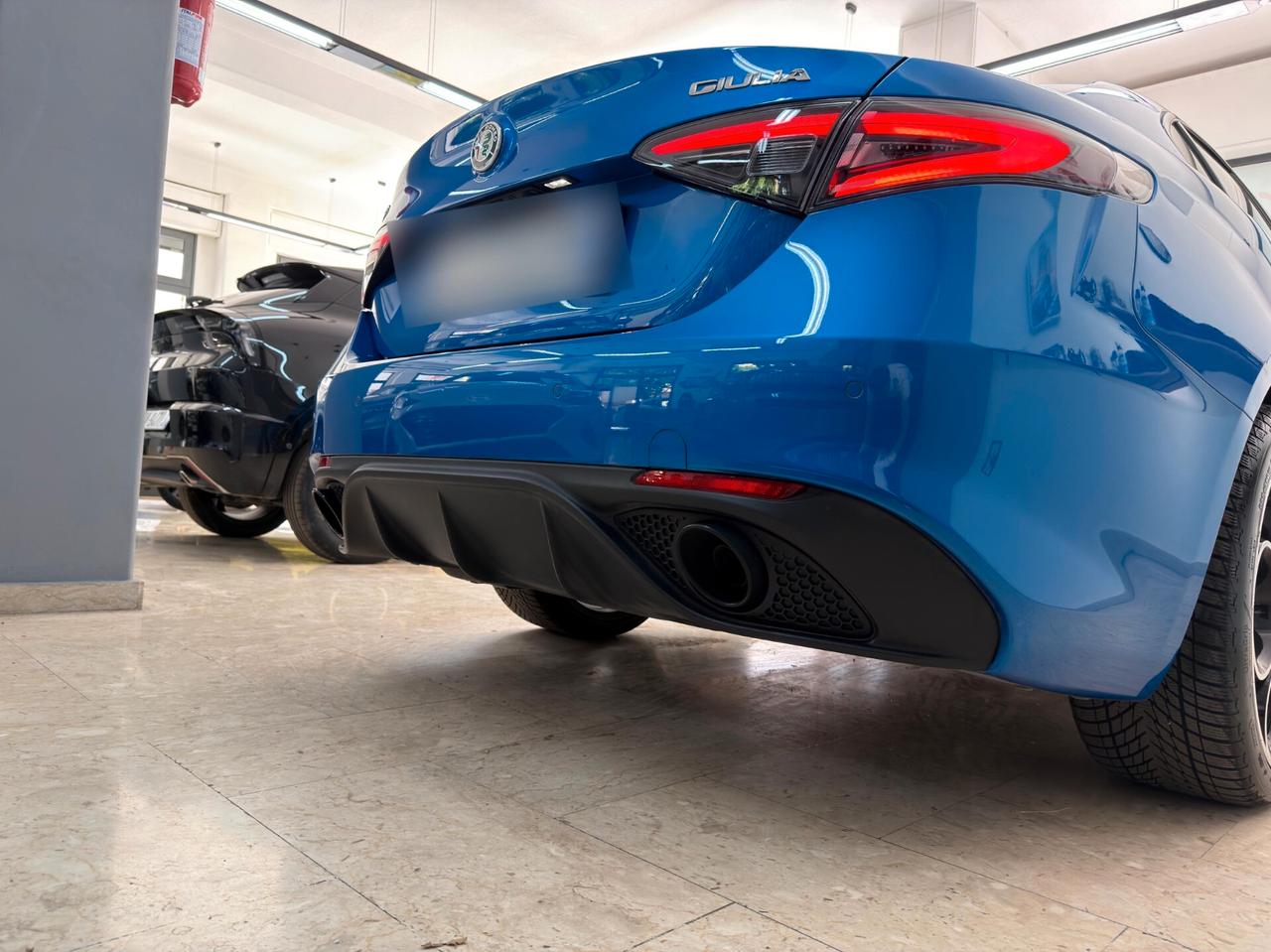 Alfa Romeo Giulia 2.2 Turbodiesel 210 CV AT8 AWD Q4 Veloce