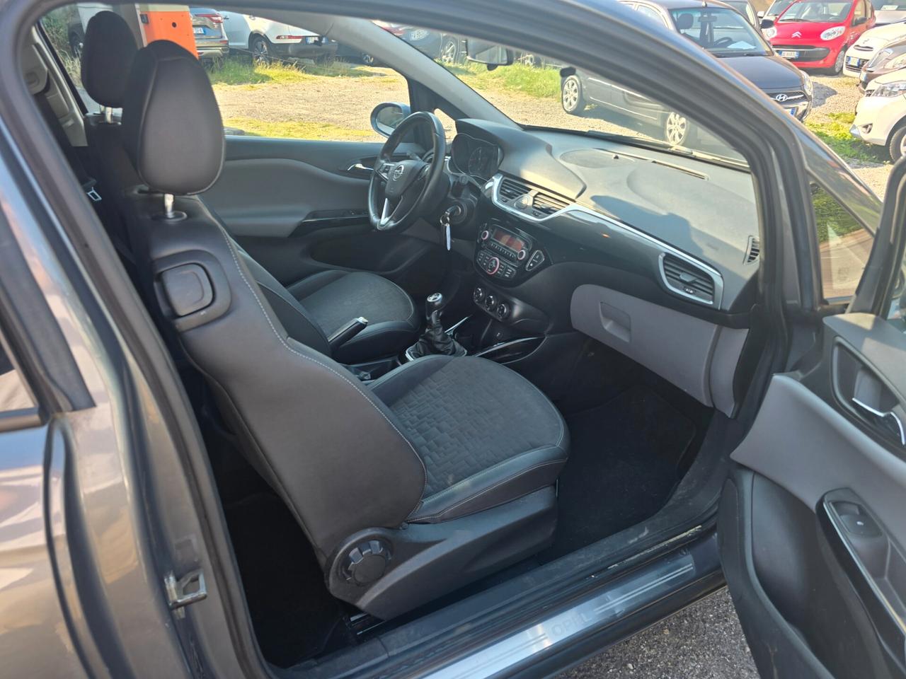 Opel Corsa 1.2 Coupé b-Color