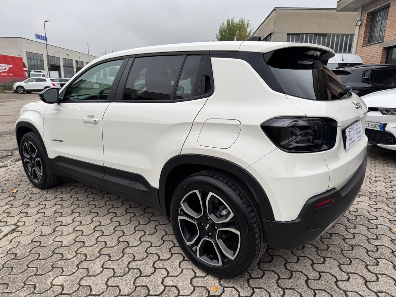 Jeep Avenger 1.2 Turbo 100 CV Summit